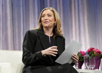Whitney Wolfe Herd: Standing Out in a Saturated Market |