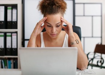 Thinking of Quitting? Consider These 7 Things Before Making a Decision You Might Regret