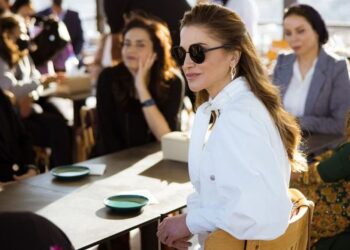 On Her Birthday, Queen Rania Al Abdullah Empowers Local Talent