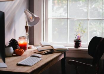 How To Refresh Your Work Routine for Fall, According to a Time Management Coach