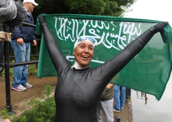 Saudi Swimmer Breaks New World Record for Women In Red Sea Crossing