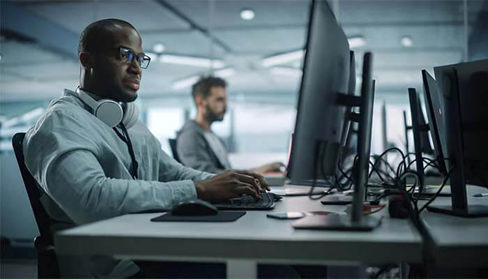 The Impact of AI and Machine Learning on Electronic Product Design