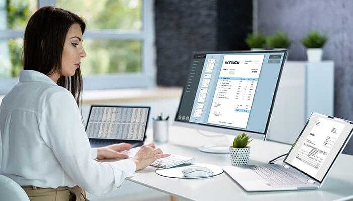 How the Best Accounting Software Pairs with E-Invoicing to Improve Business Efficiency in India How the Best Accounting Software Pairs with E-Invoicing to Improve Business Efficiency in India