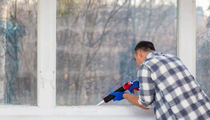 Choosing Between Repair and Replacement When Glass Damage Strikes