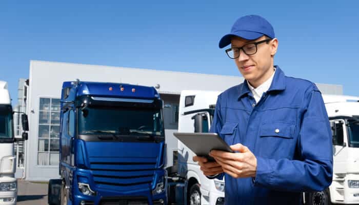 From Manual Logs to Automation: How Technology Transformed Fleet Maintenance Management