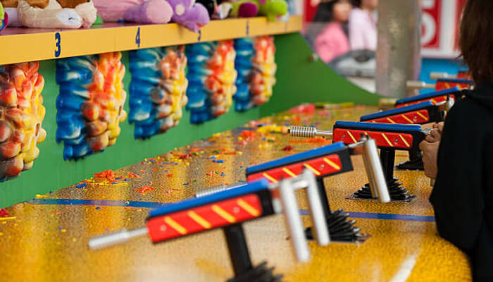 What Hosts Should Know Before Planning Carnival Games