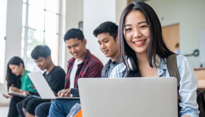 Networking Tips for College Students: Career Success Guide