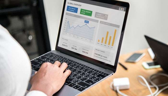 Best Keyword Rank Checker Tool: 10 Free & Paid Options